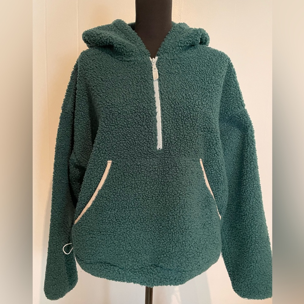 Wild Fable Fleece 3/4 zip pullover hoodie. Size -medium. Color-teal.